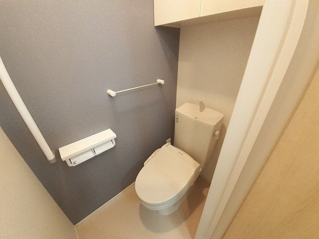 ルナ　ヒルズのトイレ|落ち着いたトイレです