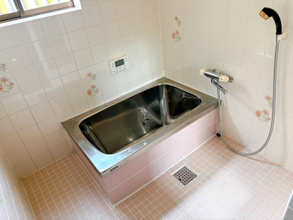 大久保町1丁目　中古一戸建ての浴室|オートバス
■物件内覧・資金計画相談・住宅ローン相談、リフォーム相談、お問合せ受付中■
※当日・翌日のご内覧、ご相談はお電話でのお問合せがスムーズです！