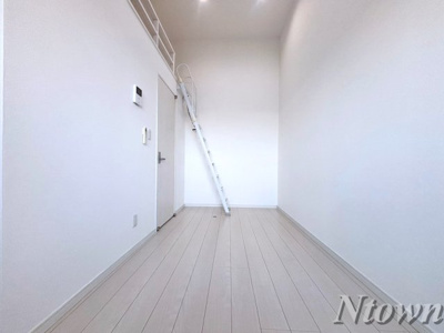 【居間・リビング】 | リバティ八田 | ゆったりとした居間です