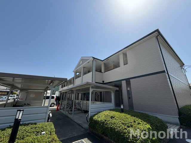 ワイズクレスト久米田の外観