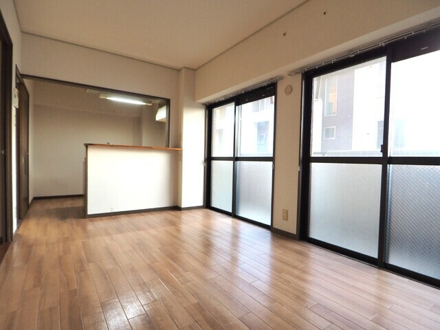 ブリックコート５２の居間・リビング|おしゃれなリビングです