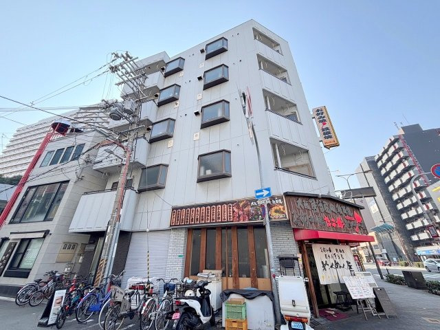 吉見ハイツの外観
