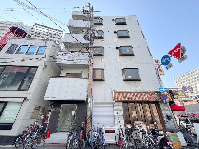 吉見ハイツの外観