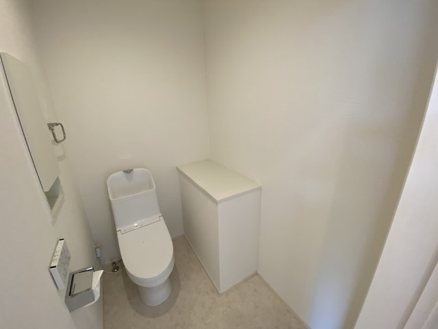 清瀬市中里　リフォーム済中古戸建のトイレ