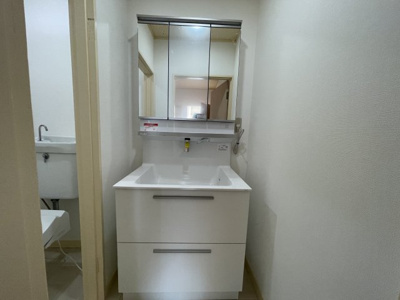 【独立洗面台】 | 三昌苑