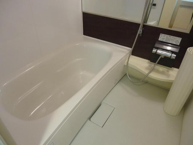 加古川市加古川町北在家の賃貸マンションの浴室|バス
