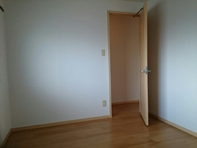 加古川市別府町新野辺北町３丁目の賃貸マンションの内装