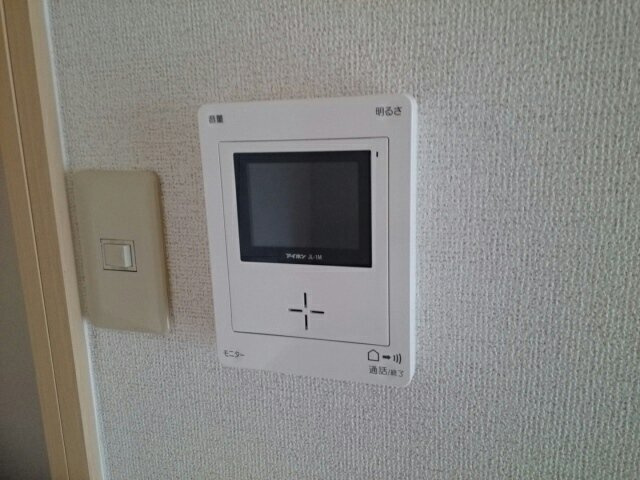 加古川市別府町新野辺北町３丁目の賃貸マンションのセキュリティ