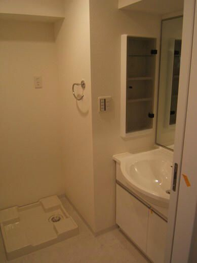 メインステージ上野の洗面所