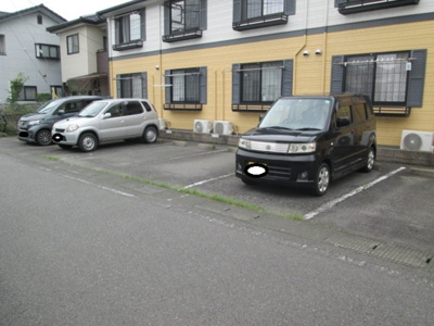 【駐車場】 | ハイブリッジA