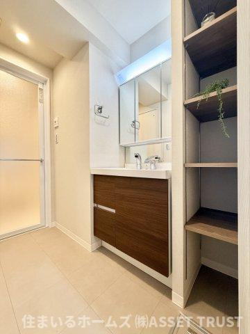 阿佐ヶ谷陵雲閣マンションの洗面所