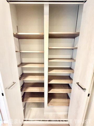 阿佐ヶ谷陵雲閣マンションの収納|シューズクローゼット