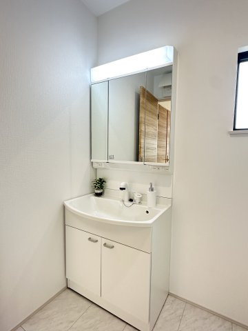 【洗面所】 | 新築一戸建て「開成町吉田島」 | 【同仕様施工例】