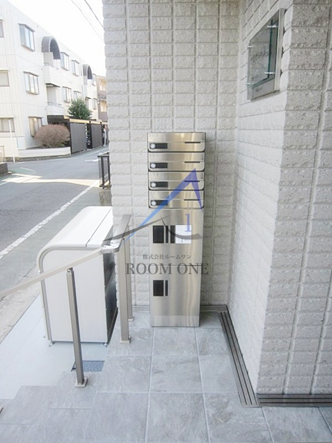 サウザンド3のその他共用部分|宅配ボックスです。