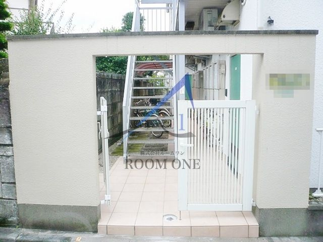 メゾンクレールのエントランス|エントランスです。