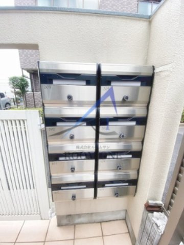 メゾンクレールのその他共用部分|集合ポストです。