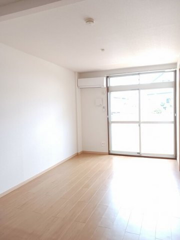 サンライズあゆみの居間・リビング