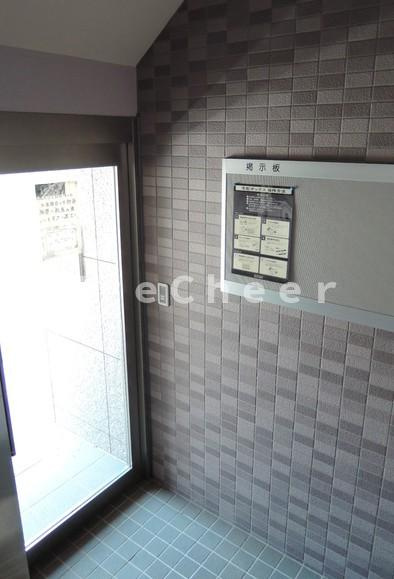 コーポひばりのエントランス