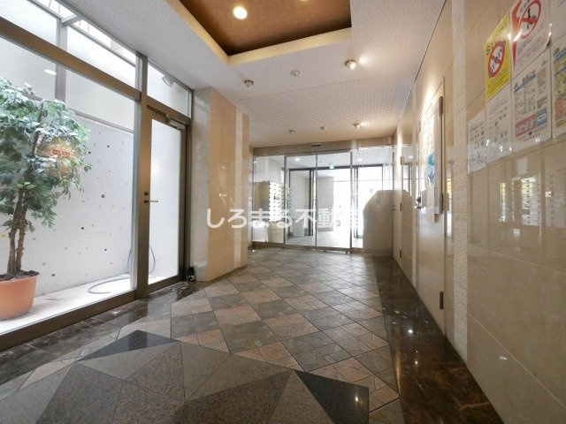 ウエンズ東心斎橋のロビー