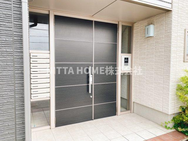 シャーメゾン　アイのエントランス|オートロックも完備！