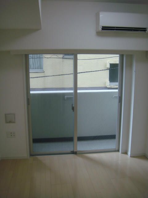 メインステージ両国駅前の居間・リビング