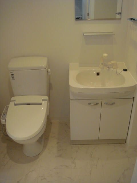 メインステージ両国駅前のトイレ