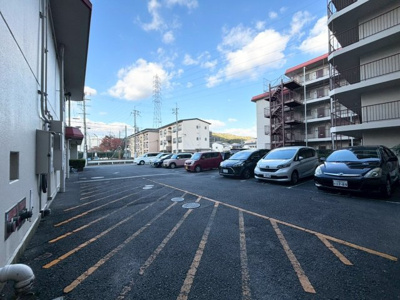 【駐車場】 | ユニハイム高槻