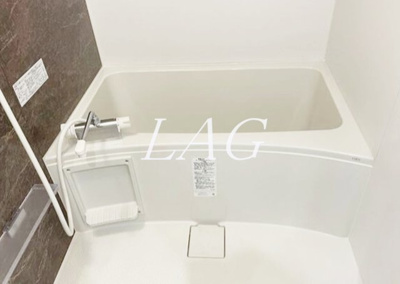 【浴室】 | LOC'S SHINYURIGAOKA | お風呂です。