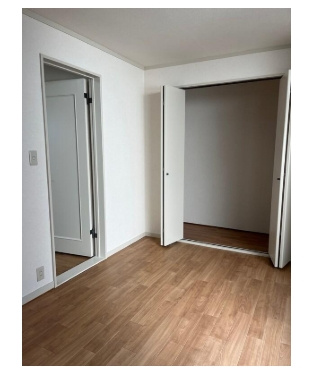 五条通事務所付住居の内装