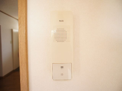 【セキュリティ】 | オレンジハウス | 訪問者の確認ができるドアホン付きです♪