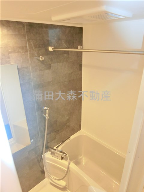 ECREDE蒲田(エクレーデ蒲田)の浴室|浴室乾燥機付きのバスルーム　お風呂