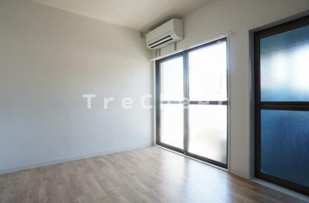 カネトモ新宿マンション