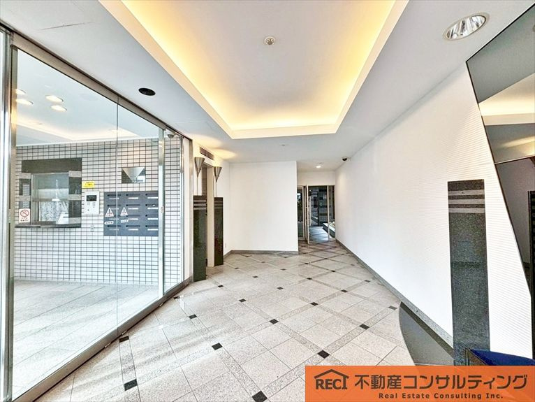 プレスティージュ苦楽園のエントランス