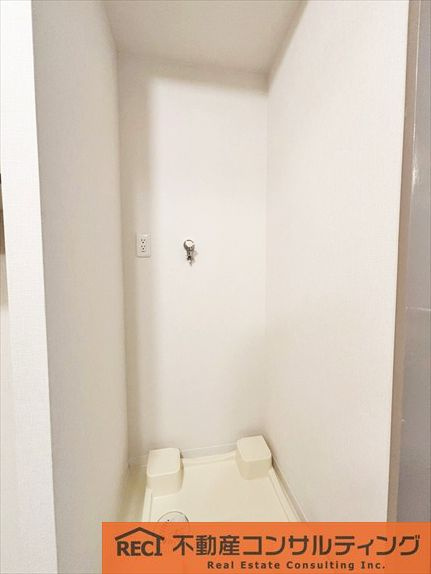 プレスティージュ苦楽園のランドリースペース