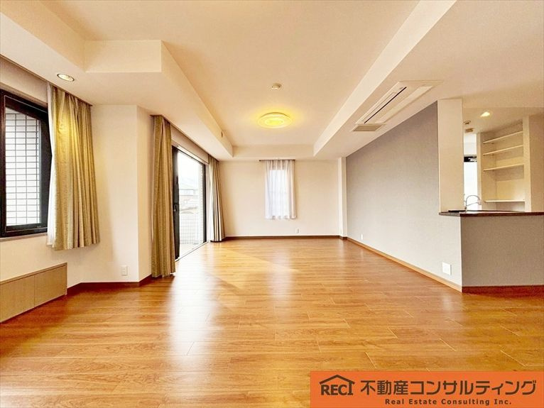 プレスティージュ苦楽園の内装|角部屋！両面バルコニー！