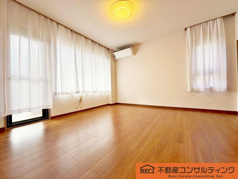 プレスティージュ苦楽園の洋室