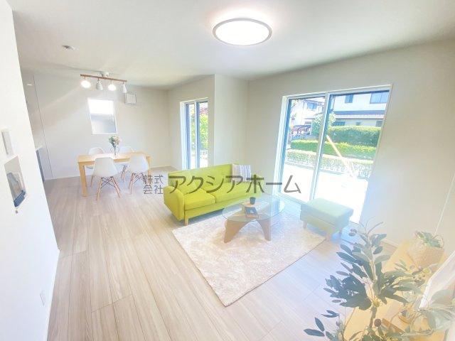 所沢市松が丘2丁目・全1棟　新築一戸建　～並列駐車2台可～の内装|（家具は含まれません）