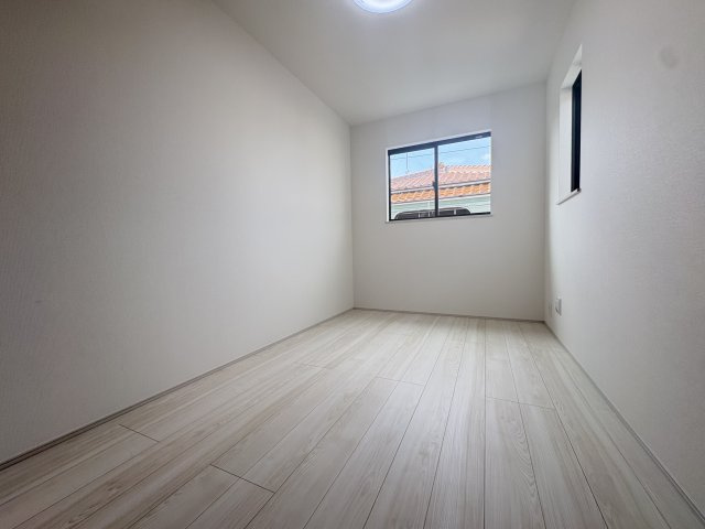 明石市大久保町西島新築戸建の洋室