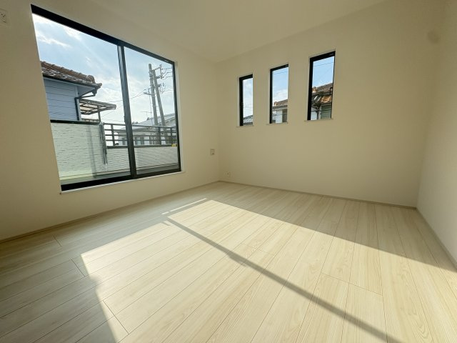 明石市大久保町西島新築戸建の洋室