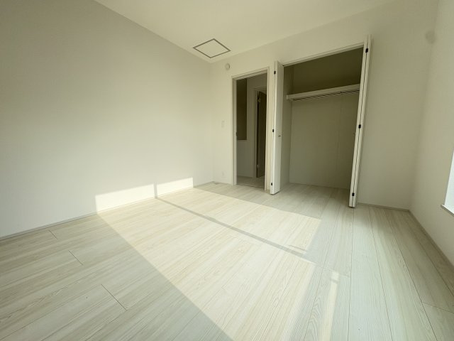 明石市大久保町西島新築戸建の洋室