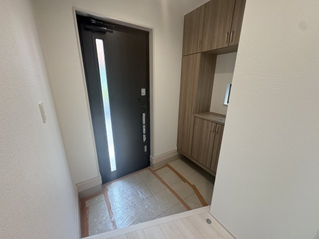 明石市大久保町西島新築戸建の玄関