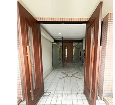 【エントランス】 | ベルペサージュ | 落ち着いたエントランスです