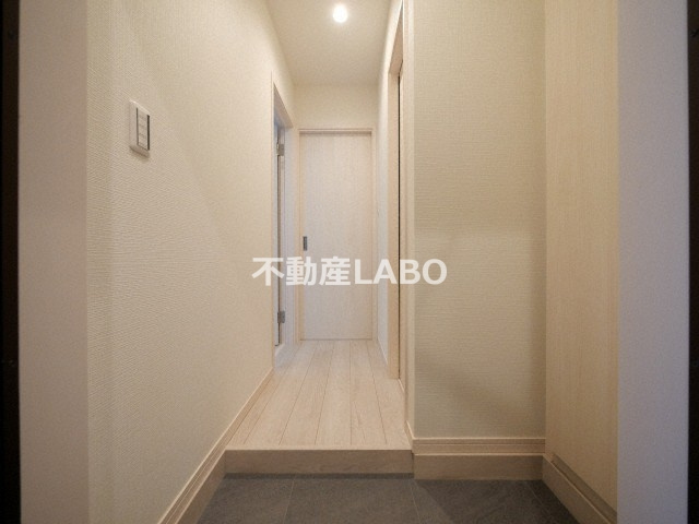 ＫＴＩレジデンス桃谷Bの玄関