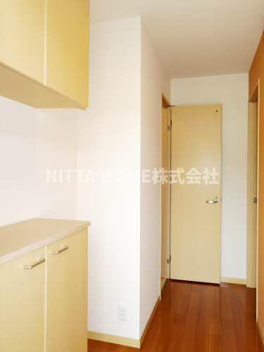 舞鶴市天台新町のアパートの玄関|シューズボックス付きの玄関◎