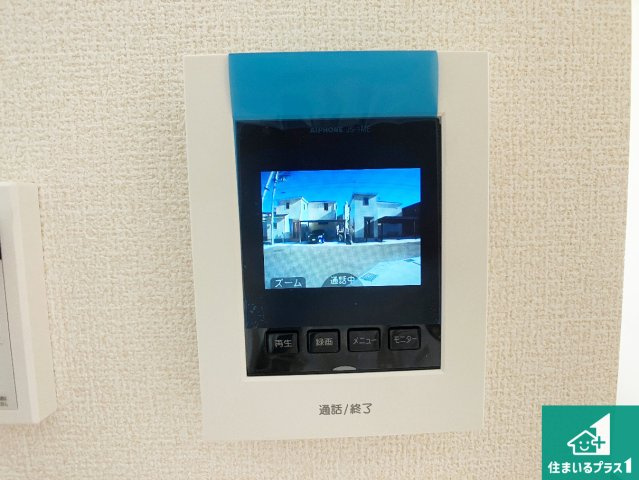 姫路市広畑区西蒲田　第8期　新築一戸建ての防犯設備|カラーモニターインターホン！声だけでなく来訪者の姿や顔がモニターで確認できるので、小さなお子様がいらっしゃるご家庭でも安心できます！
