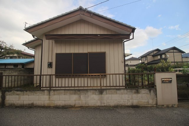 野木町友沼の外観|南西側より
