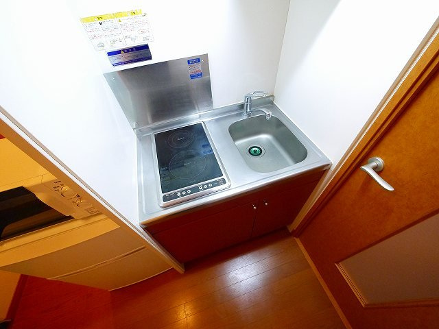 レオパレスくれーる大安寺のキッチン|キッチンでお料理をお楽しみください