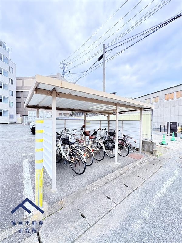 ウイング藤崎の駐輪場