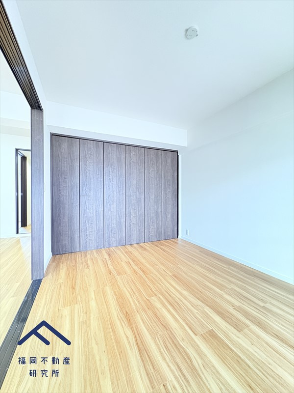 ウイング藤崎の洋室