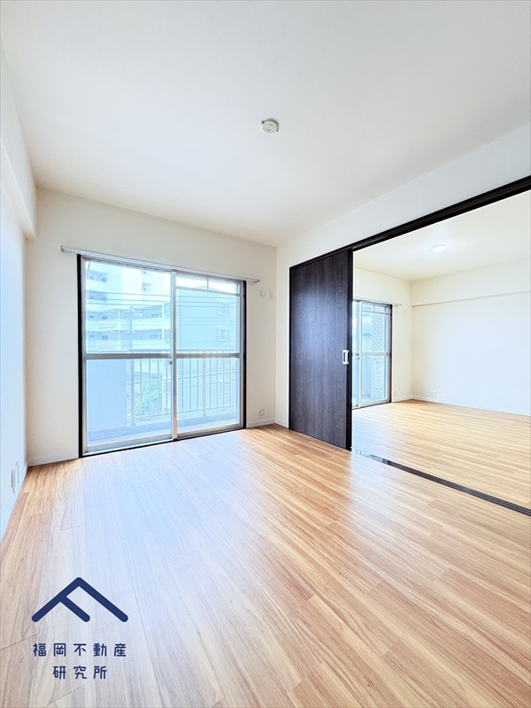 ウイング藤崎の洋室